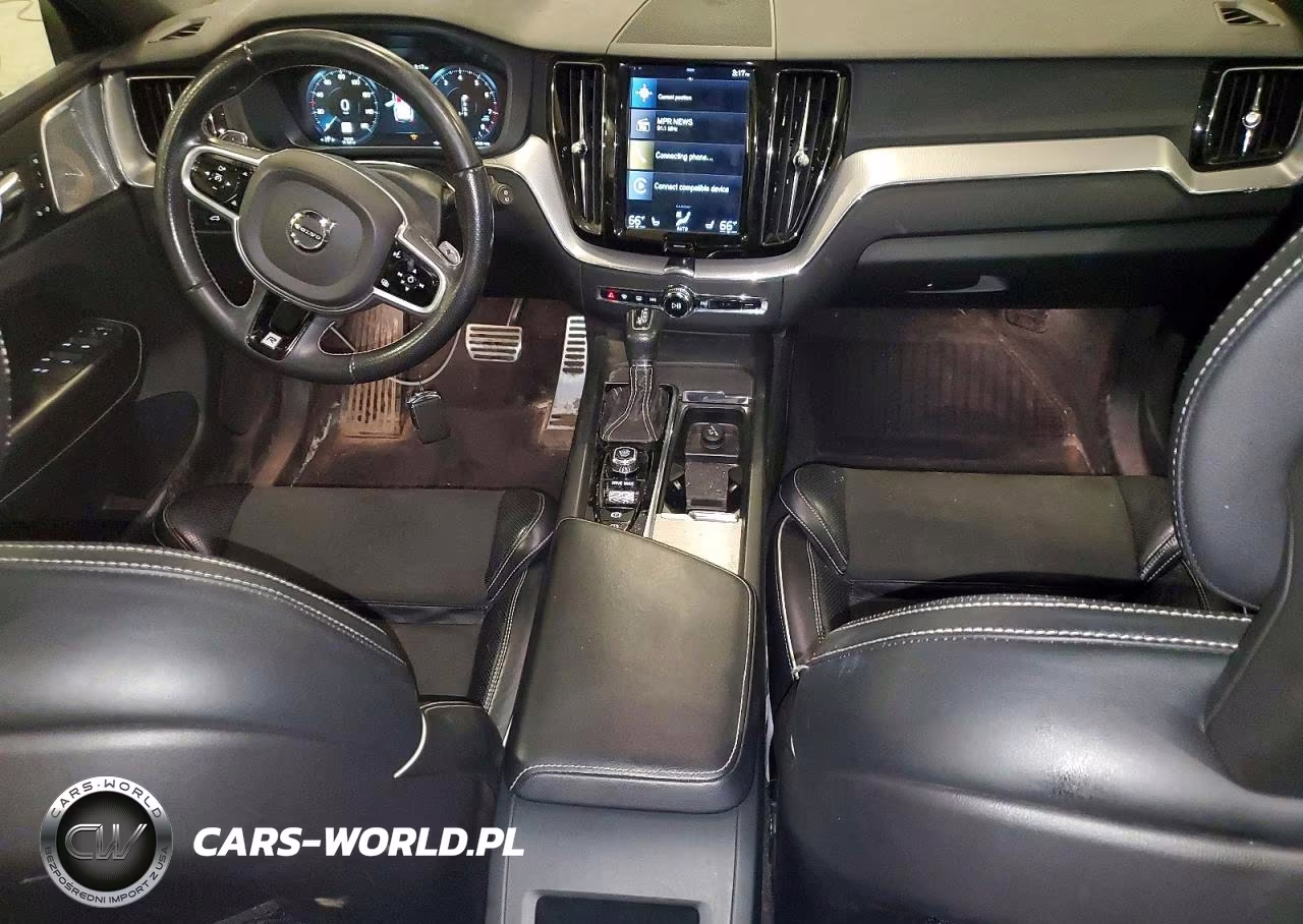 2018 Volvo Xc60 T6 R-Design VIN:YV4A22RM9J1076437 - 8