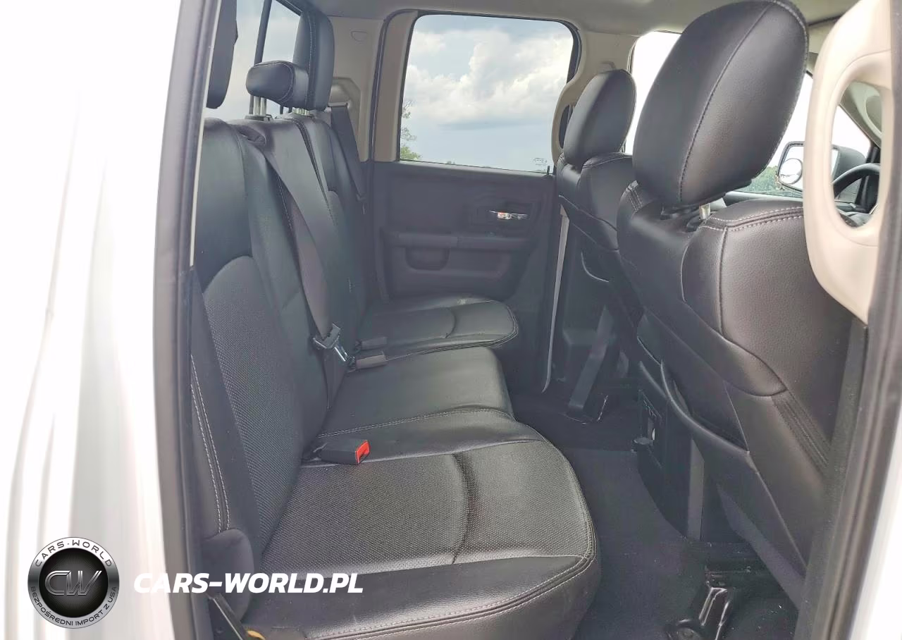2016 Ram 1500 Sport VIN:1C6RR6HT3GS319977 - 10