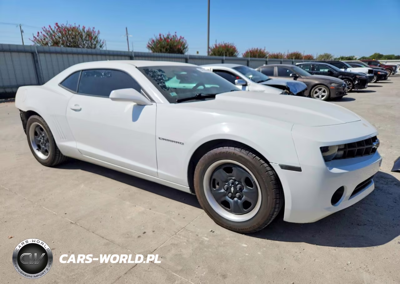 2011 Chevrolet Camaro Ls VIN:2G1FA1ED1B9103261 - 4