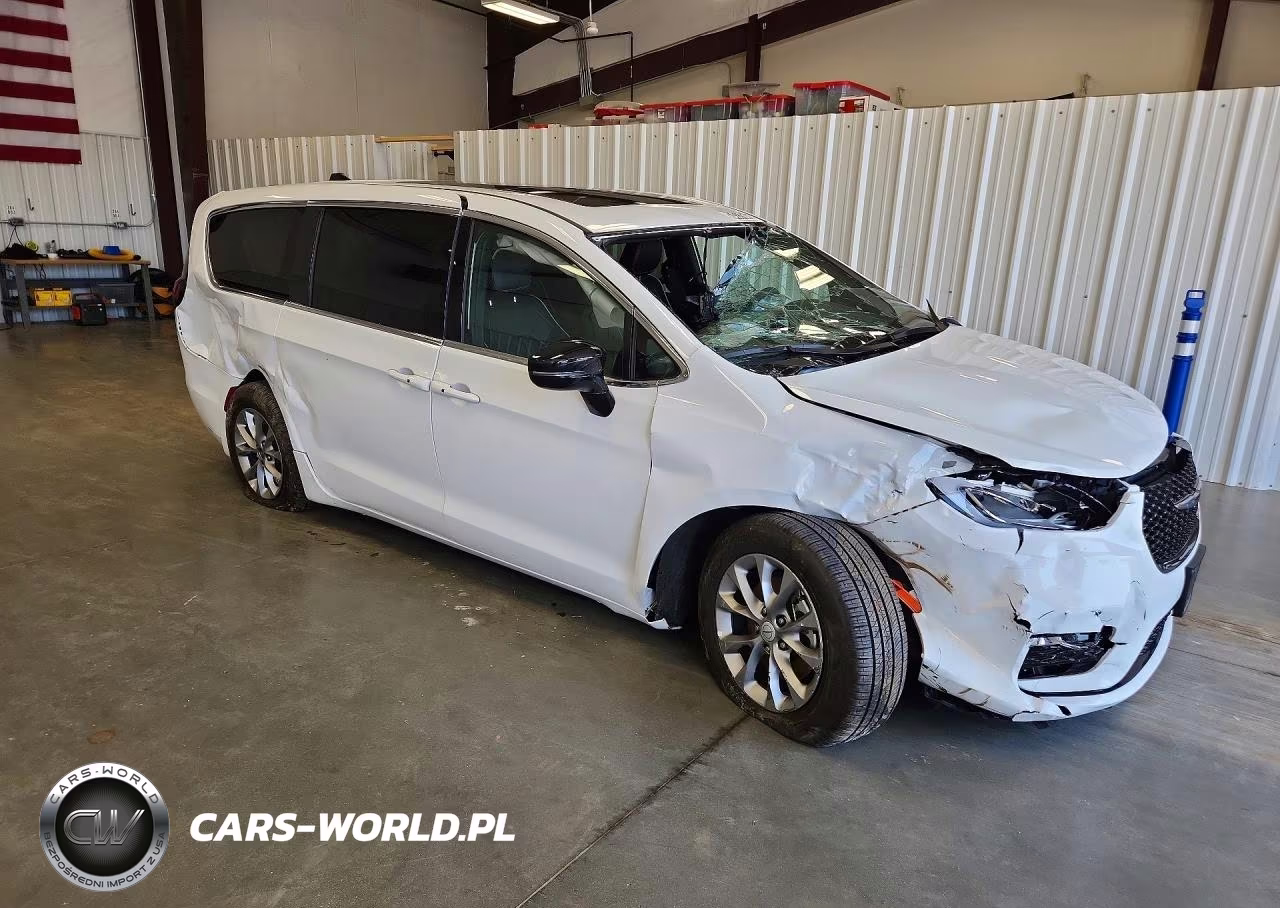 2026 Chrysler Pacifica Limited VIN:2C4RC1GG5TR177578 - 4