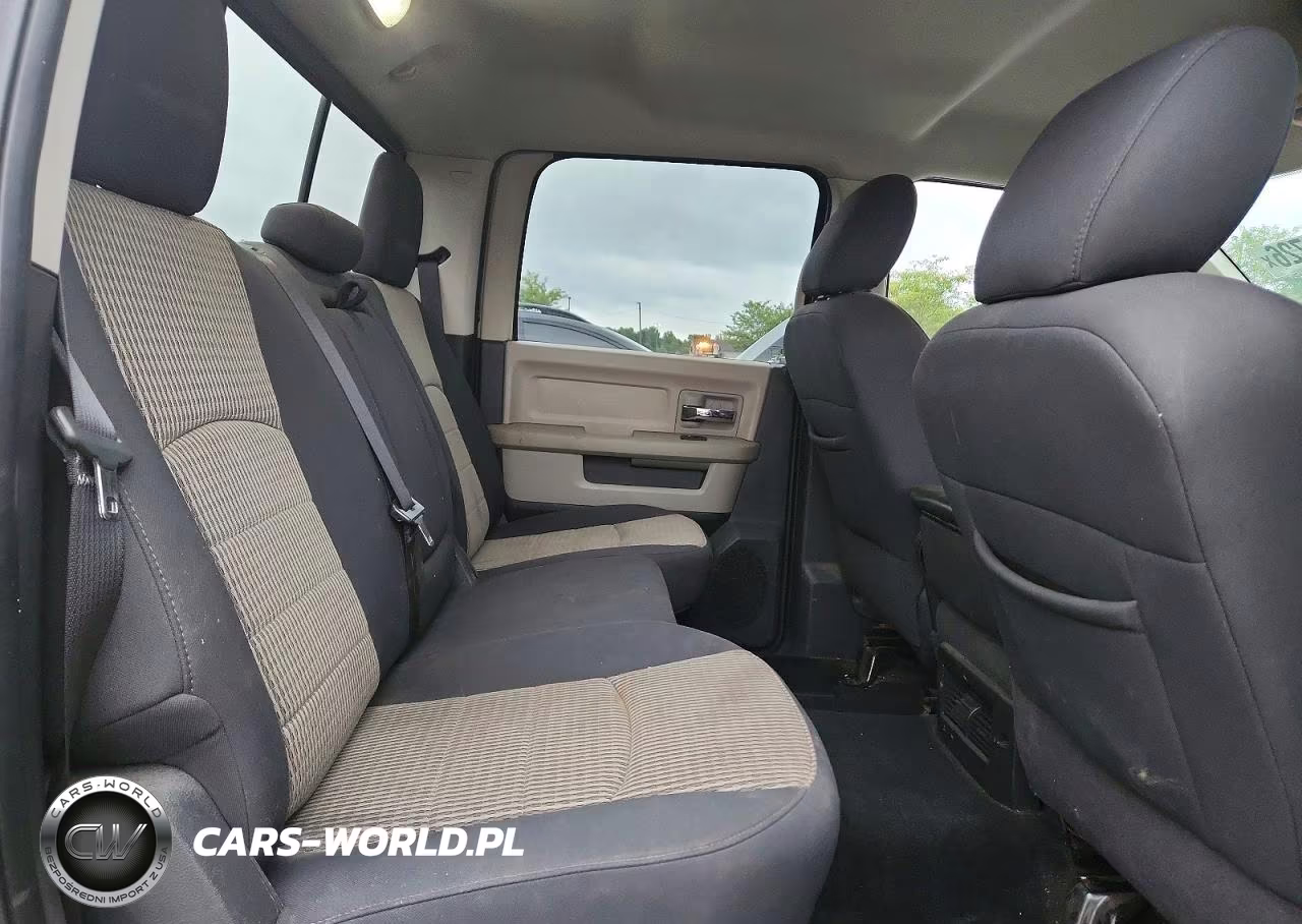 2011 Dodge Ram 1500 VIN:1D7RV1CT7BS524747 - 10