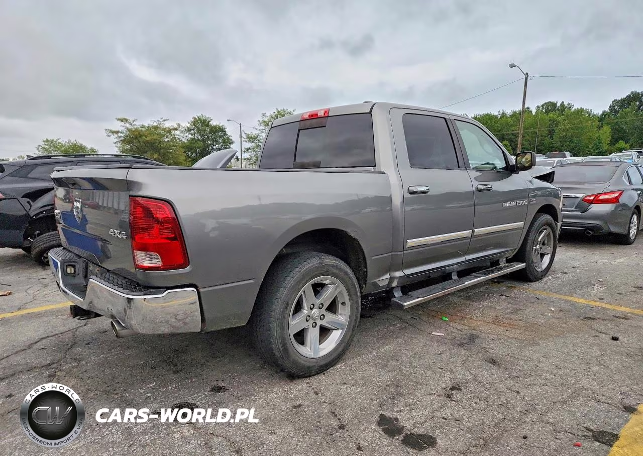 2011 Dodge Ram 1500 VIN:1D7RV1CT7BS524747 - 3