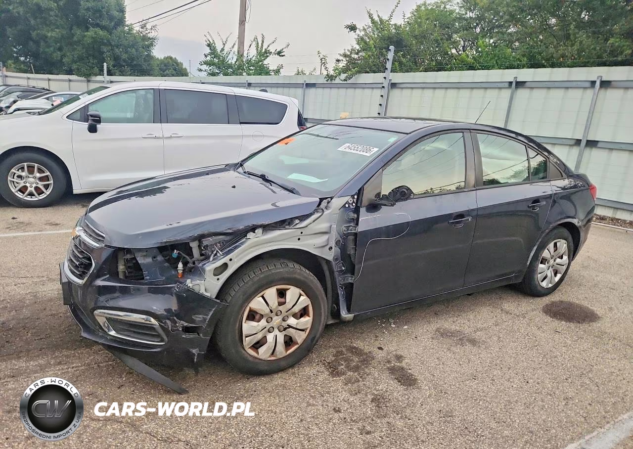 2016 Chevrolet Cruze Limited Ls – zdjęcie 1 z 12