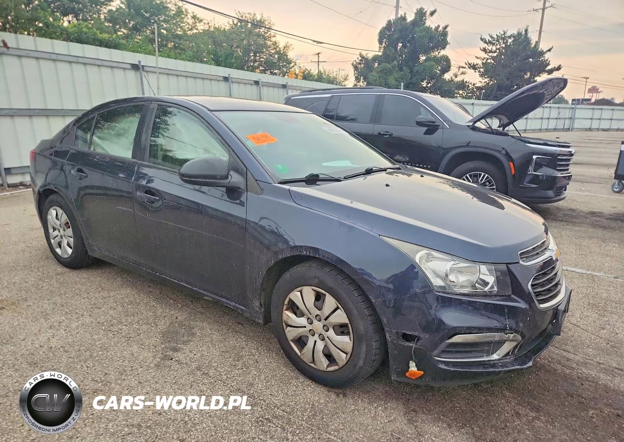 2016 Chevrolet Cruze Limited Ls VIN:1G1PC5SH9G7174892 - 4