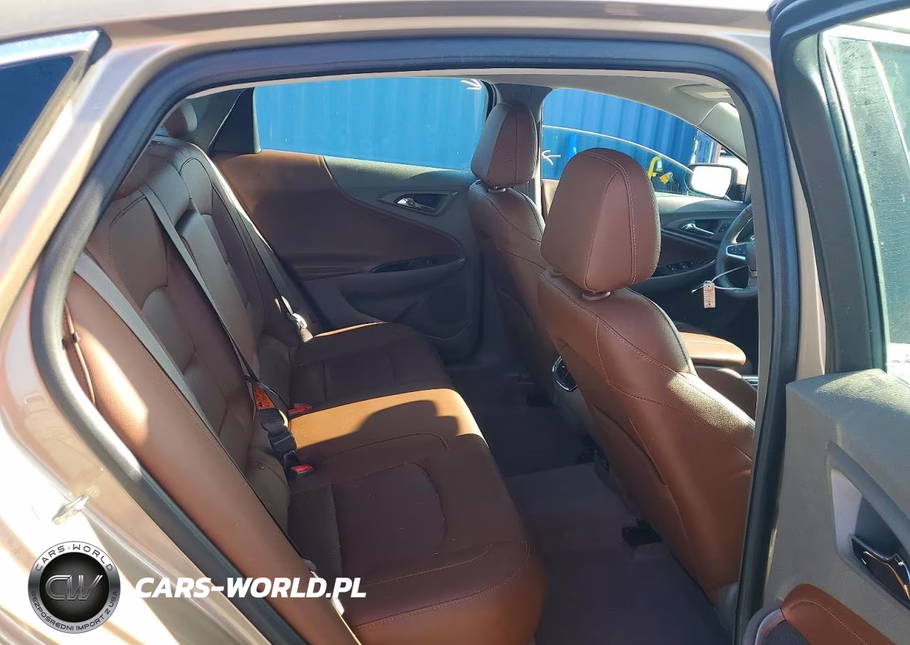 2018 Chevrolet Malibu Lt VIN:1G1ZD5ST0JF108979 - 10