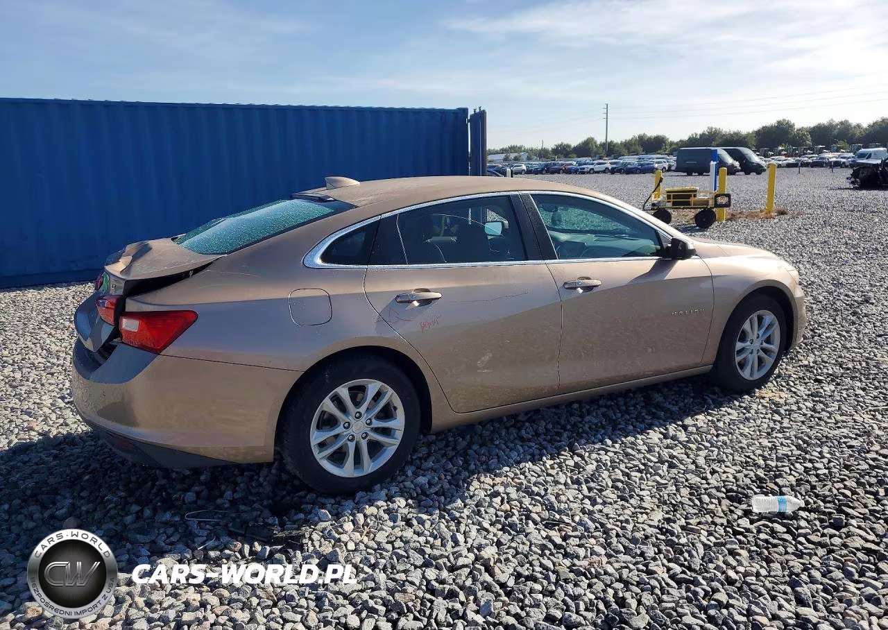 2018 Chevrolet Malibu Lt VIN:1G1ZD5ST0JF108979 - 3