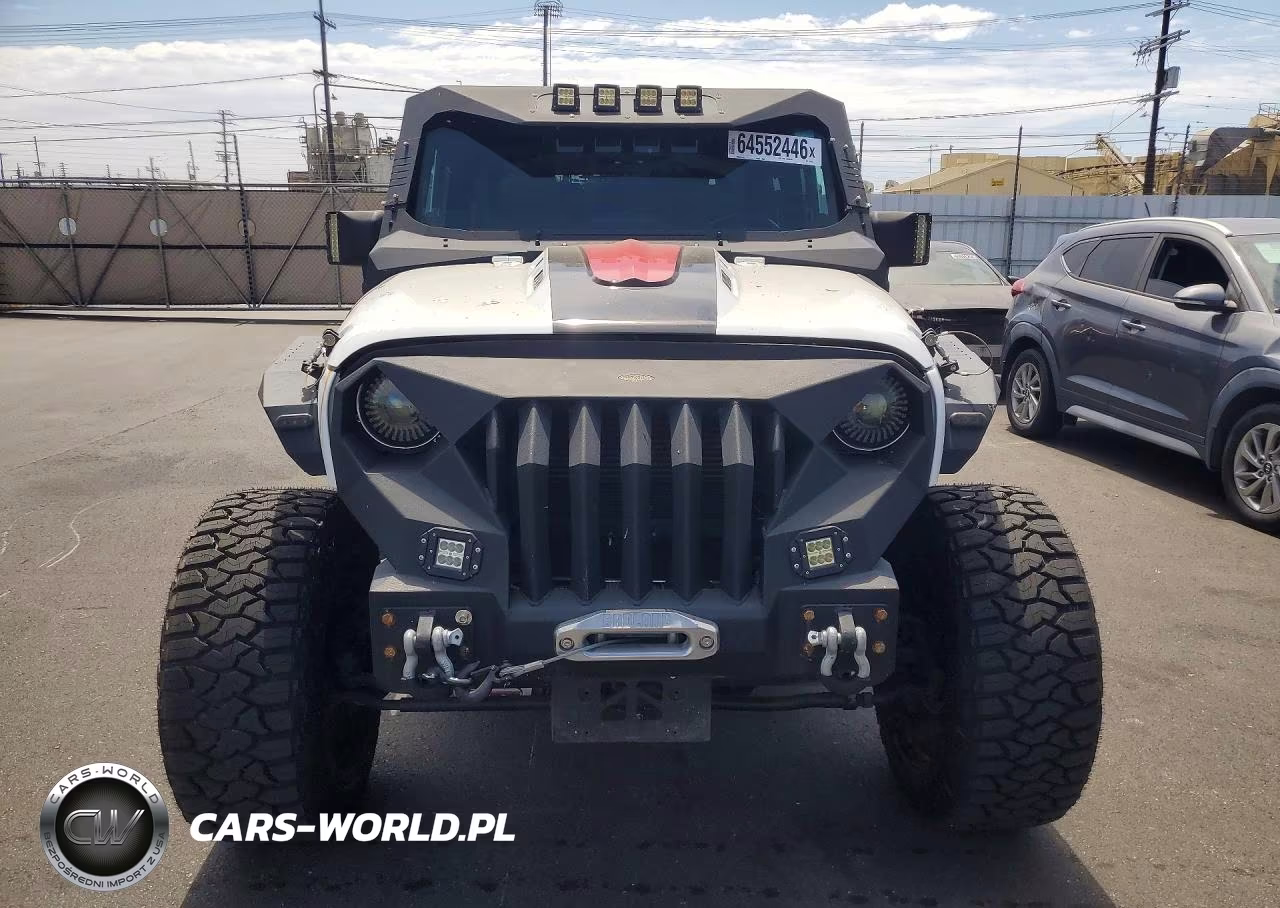 2014 Jeep Wrangler Rubicon VIN:1C4BJWCG9EL102551 - 5