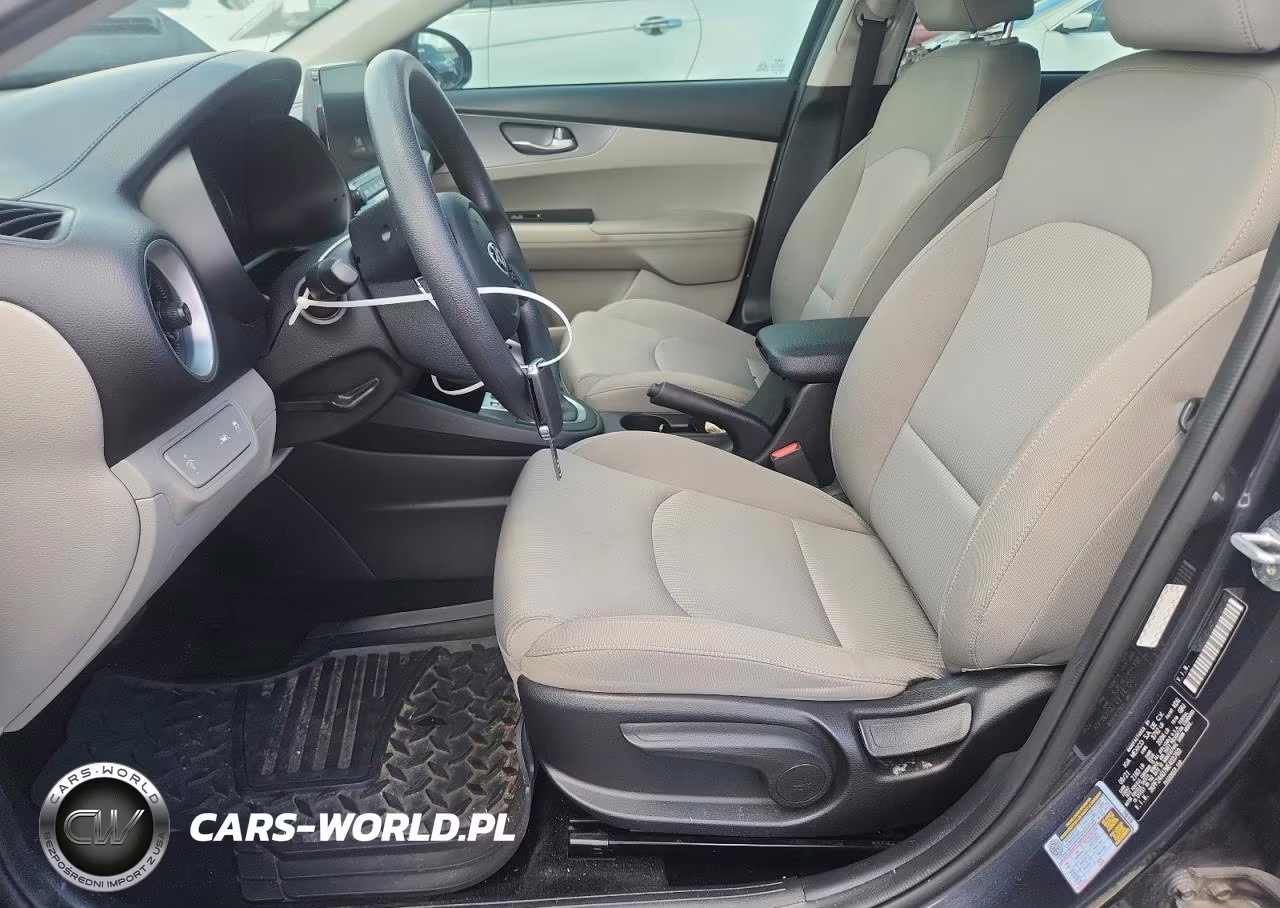2021 Kia Forte Lxs VIN:3KPF24AD7ME403760 - 7