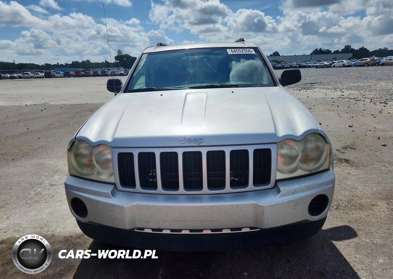 2005 Jeep Grand Cherokee Laredo VIN:1J4GR48K15C620034 - 5