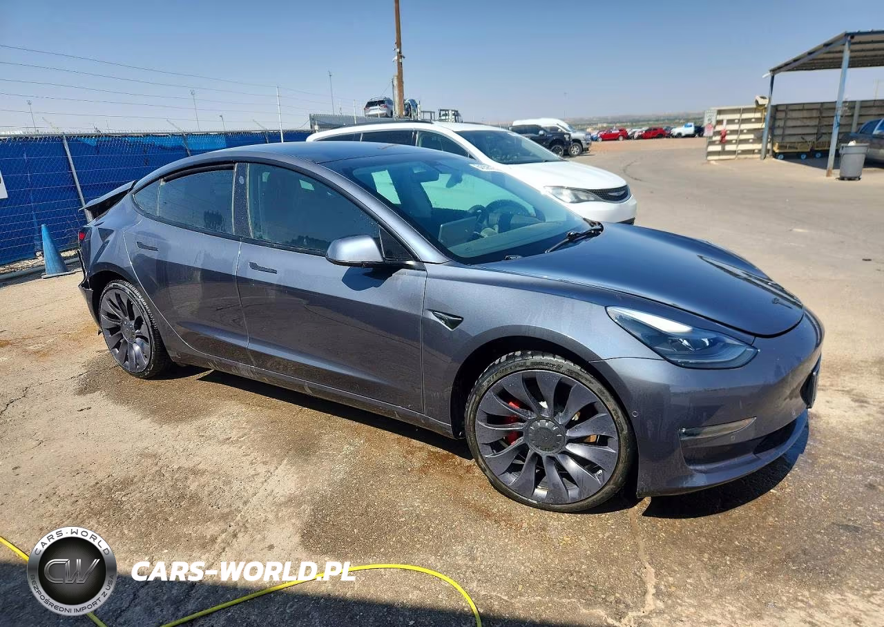 2021 Tesla Model 3 VIN:5YJ3E1EC9MF913645 - 4