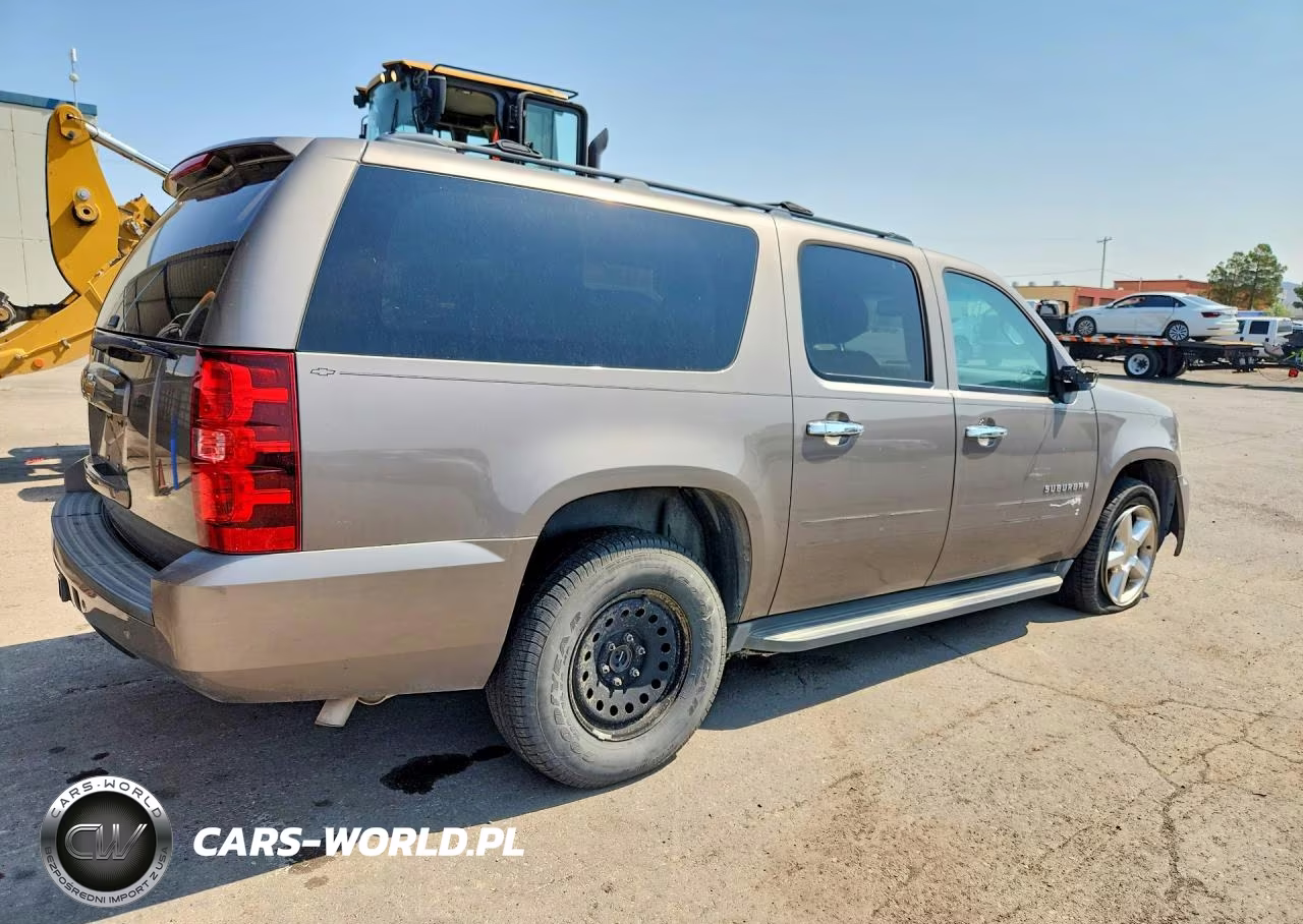 2014 Chevrolet Suburban C1500 Ls VIN:1GNSCHE03ER190328 - 3