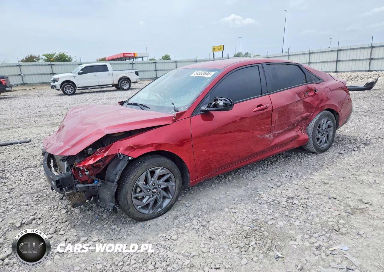 2024 Hyundai Elantra Sel
