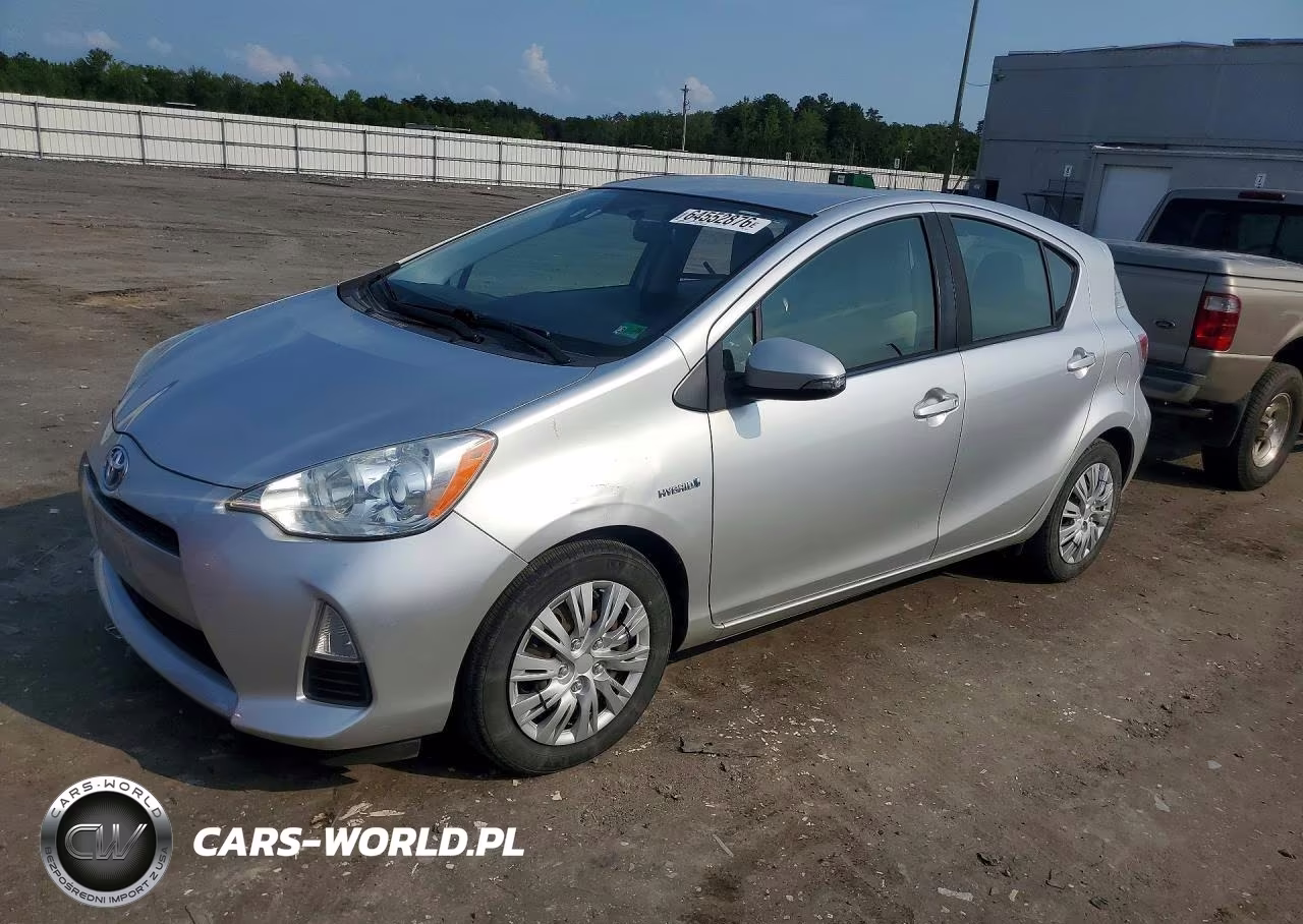 2013 Toyota Prius C One