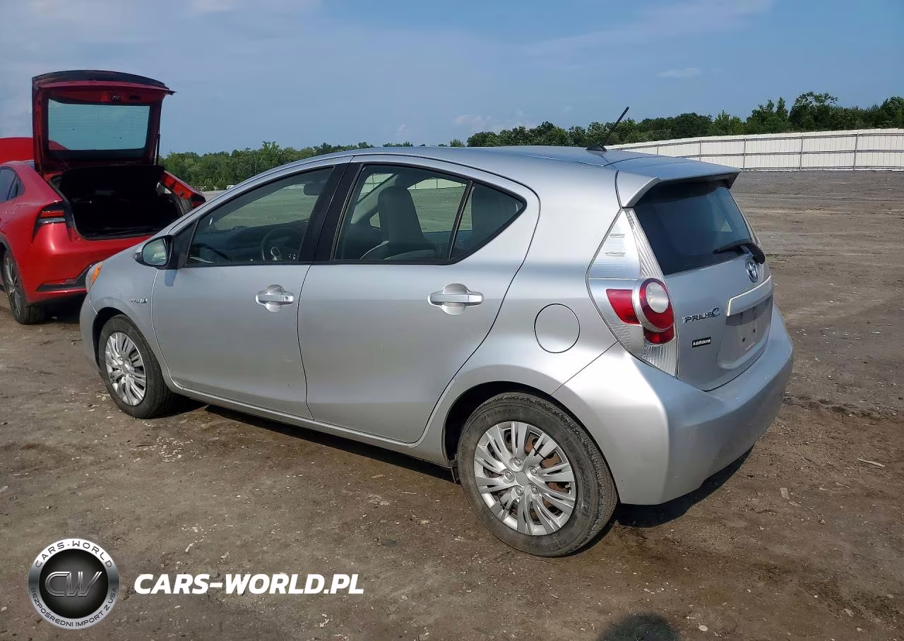 2013 Toyota Prius C One VIN:JTDKDTB37D1543691 - 2