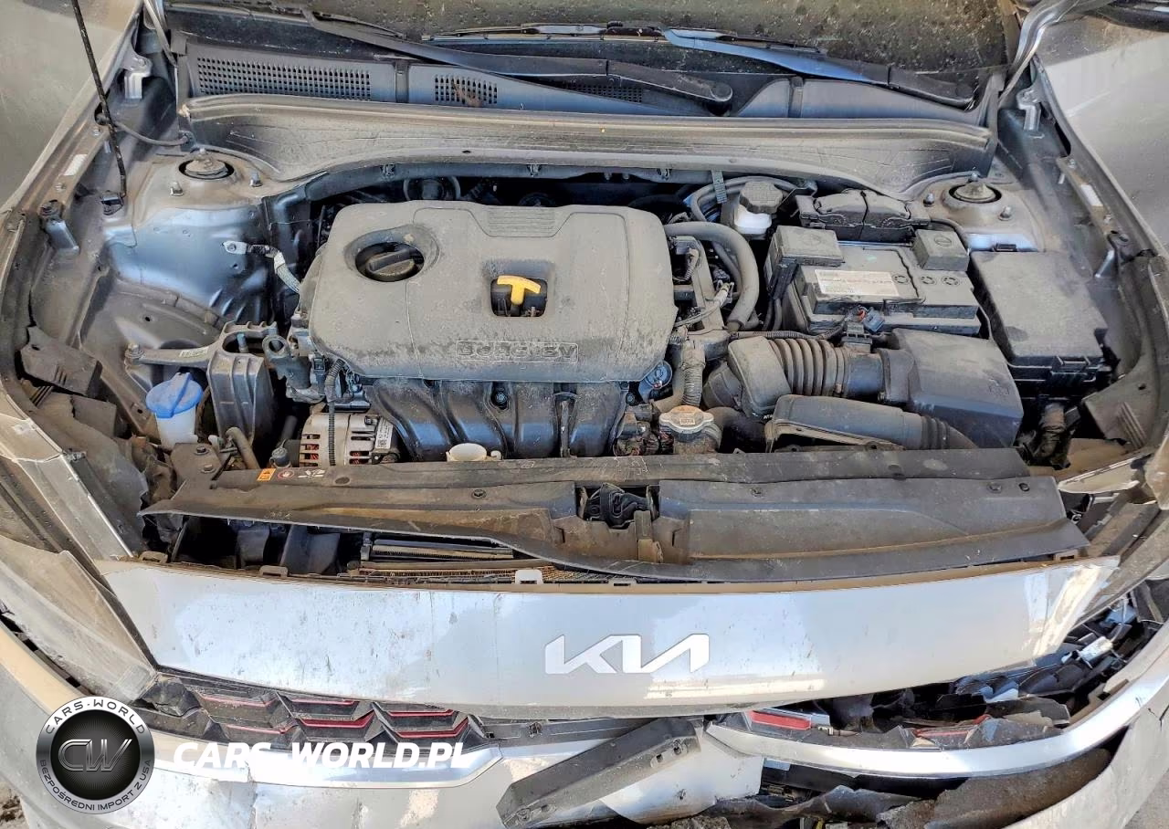 2024 Kia Forte Gt Line VIN:3KPF54AD4RE693129 - 11