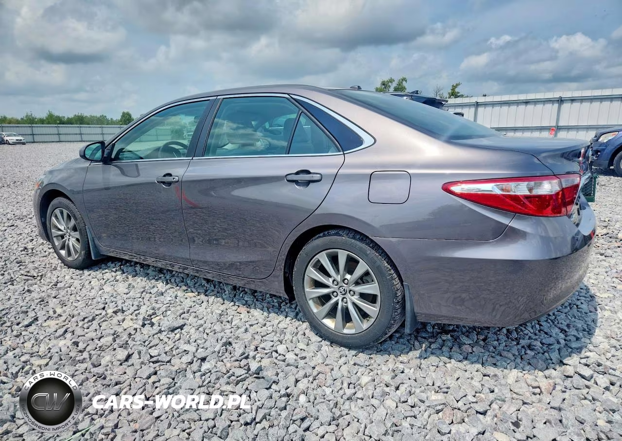 2015 Toyota Camry Xle VIN:4T4BF1FK4FR467155 - 2