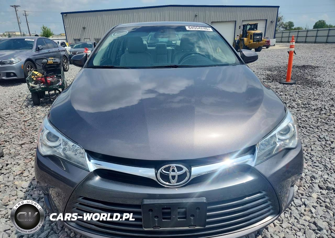 2015 Toyota Camry Xle VIN:4T4BF1FK4FR467155 - 5