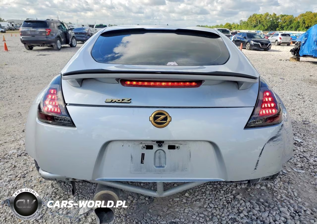 2015 Nissan 370Z Base VIN:JN1AZ4EH5FM442101 - 6