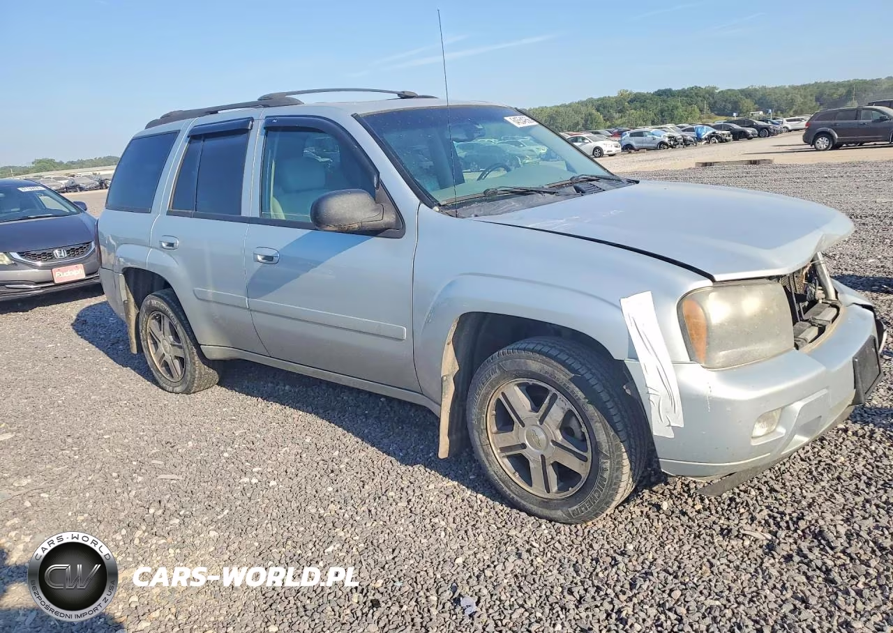 2007 Chevrolet Trailblazer Ls VIN:1GNDT13SX72172991 - 4