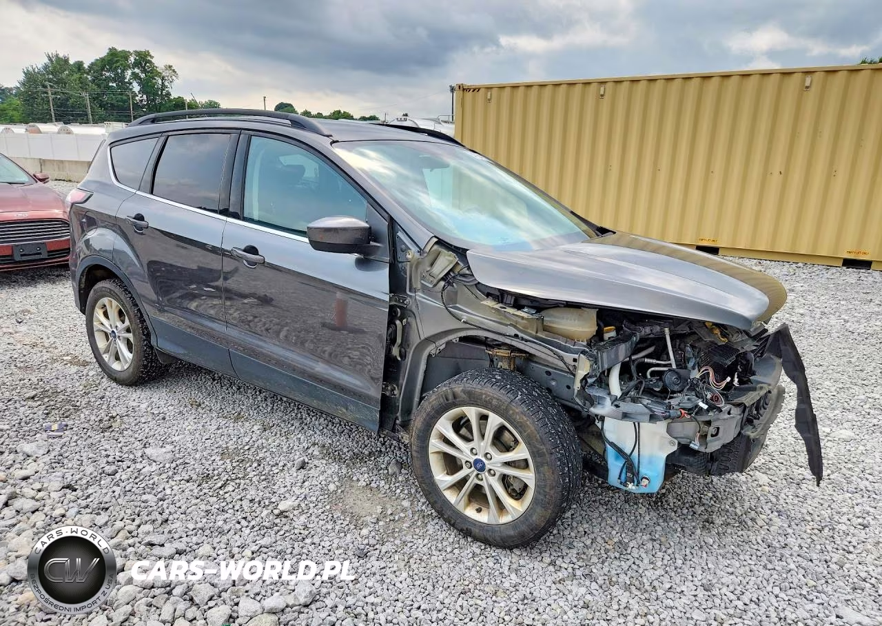 2017 Ford Escape Se VIN:1FMCU9G98HUB50903 - 4