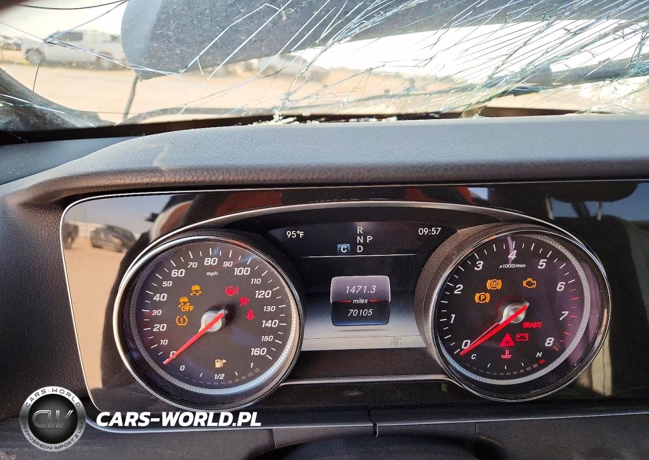 2017 Mercedes-Benz E 300 VIN:WDDZF4JB8HA010087 - 9