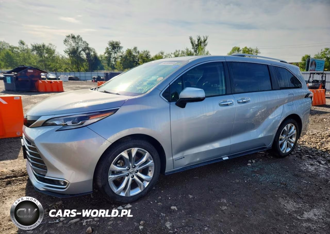 2021 Toyota Sienna Platinum 7-Passenger