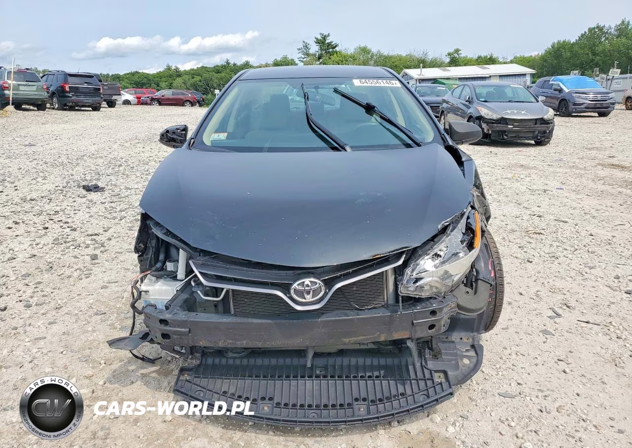 2015 Toyota Corolla Le VIN:2T1BURHE2FC358183 - 5