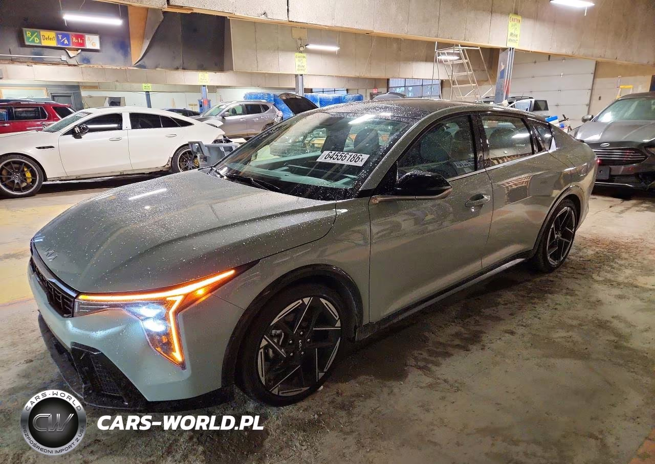 2026 Kia K4 Gt Line VIN:3KPFW4DE7TE295244 - 1