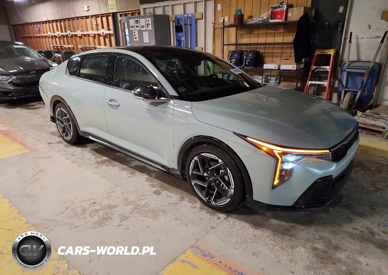 2026 Kia K4 Gt Line VIN:3KPFW4DE7TE295244 - 4