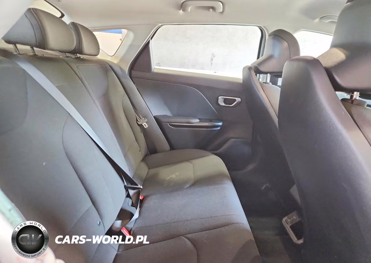2026 Kia K4 Lxs VIN:3KPFT4DE3TE252013 - 10