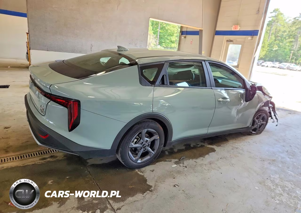 2026 Kia K4 Lxs VIN:3KPFT4DE3TE252013 - 3