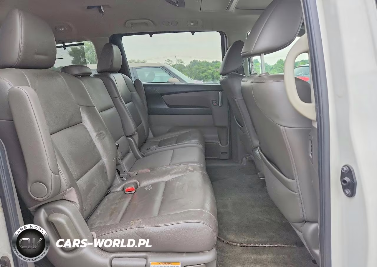 2012 Honda Odyssey Touring VIN:5FNRL5H9XCB118898 - 11