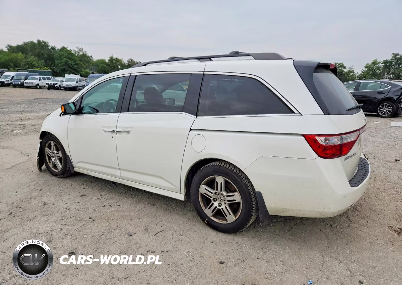 2012 Honda Odyssey Touring VIN:5FNRL5H9XCB118898 - 2