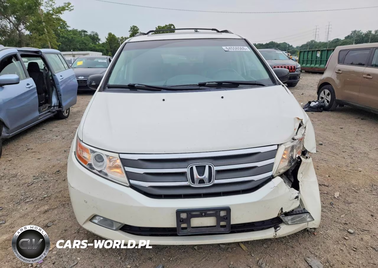 2012 Honda Odyssey Touring VIN:5FNRL5H9XCB118898 - 5