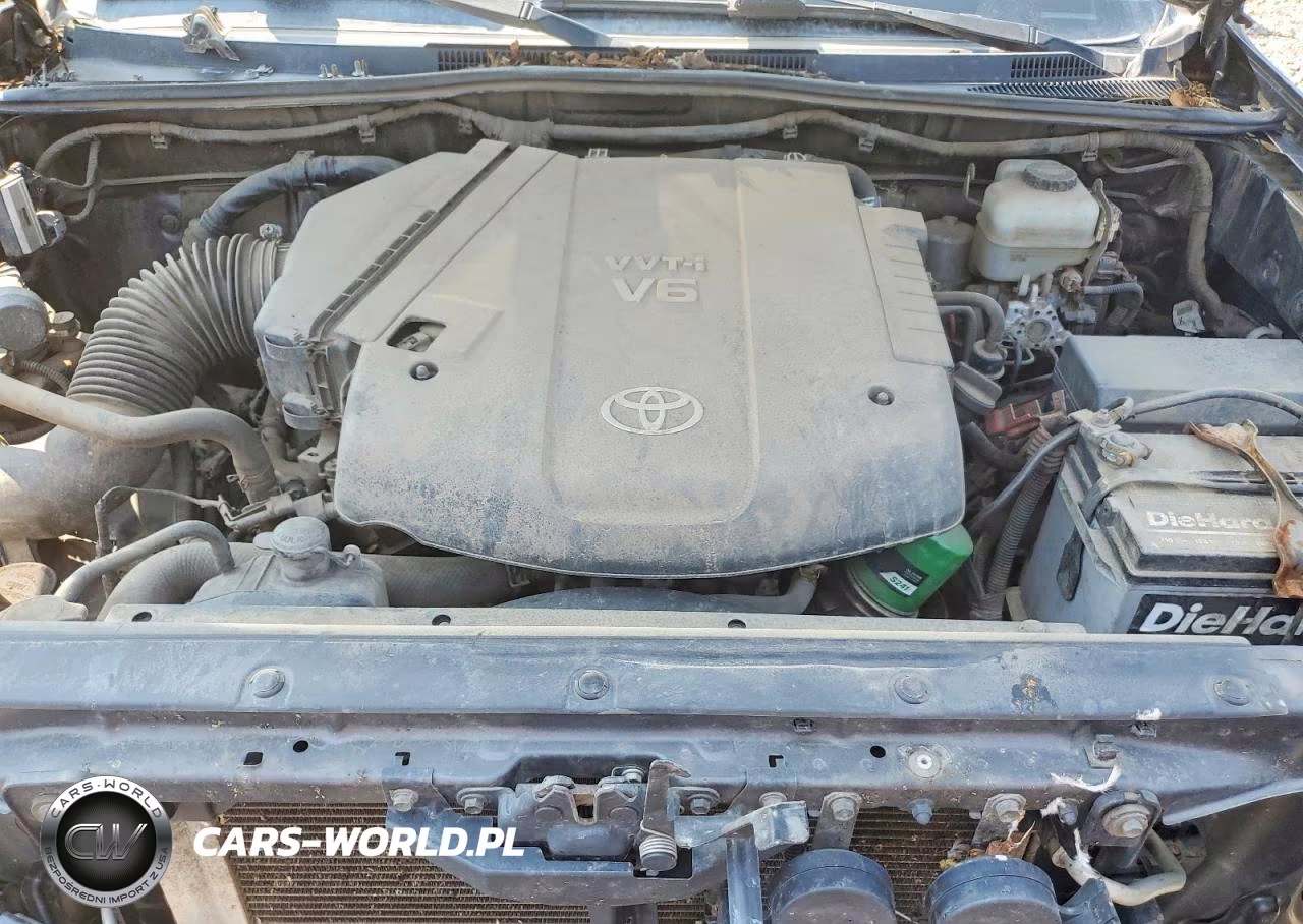 2012 Toyota Tacoma V6 VIN:3TMLU4ENXCM083001 - 11