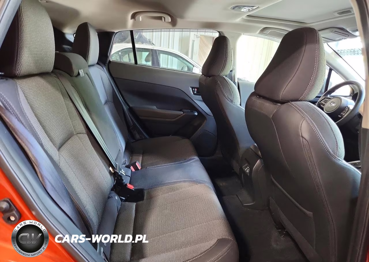 2024 Subaru Crosstrek Premium VIN:JF2GUADC6RH310215 - 10