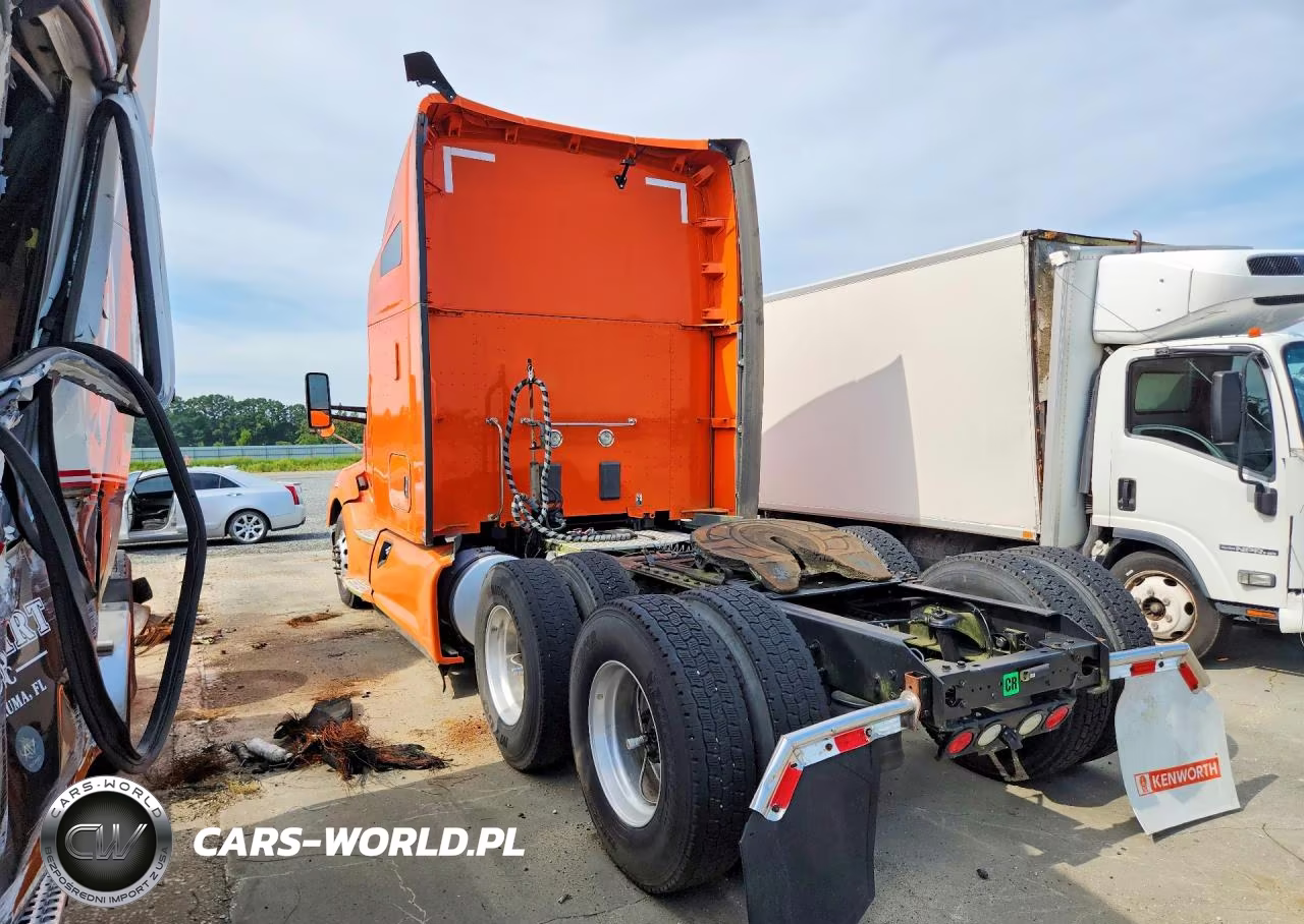 2018 Kenworth T680 Semi Truck VIN:1XKYDP9X6JJ196882 - 2