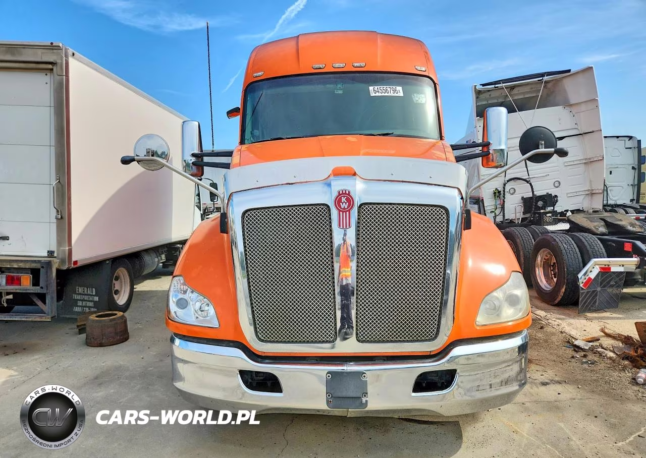 2018 Kenworth T680 Semi Truck VIN:1XKYDP9X6JJ196882 - 5