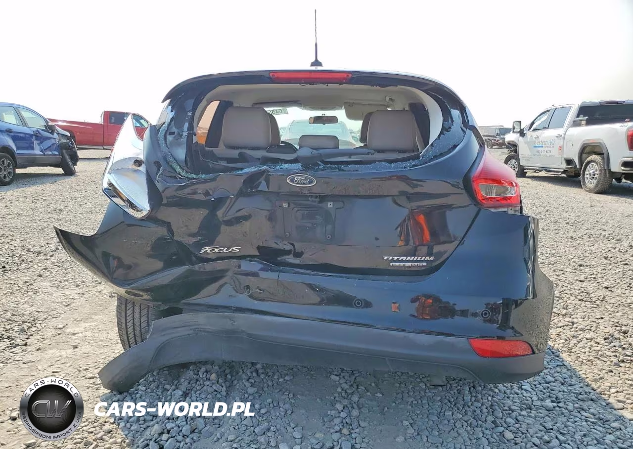 2016 Ford Focus Titanium VIN:1FADP3N23GL315916 - 6