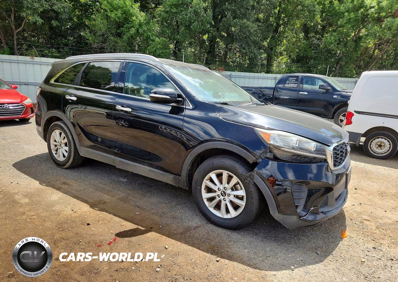2019 Kia Sorento Lx VIN:5XYPG4A35KG523554 - 4