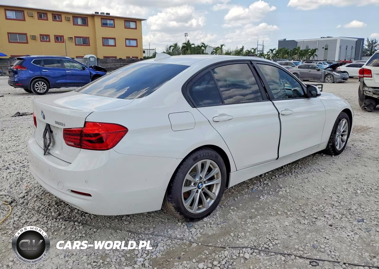 2017 BMW 320 I VIN:WBA8E1G39HNU18823 - 3