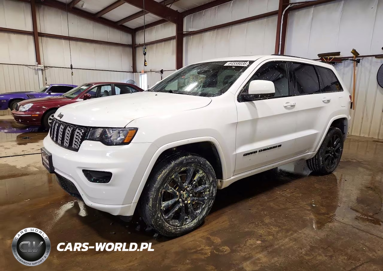 2022 Jeep Grand Cherokee Laredo E – zdjęcie 1 z 13