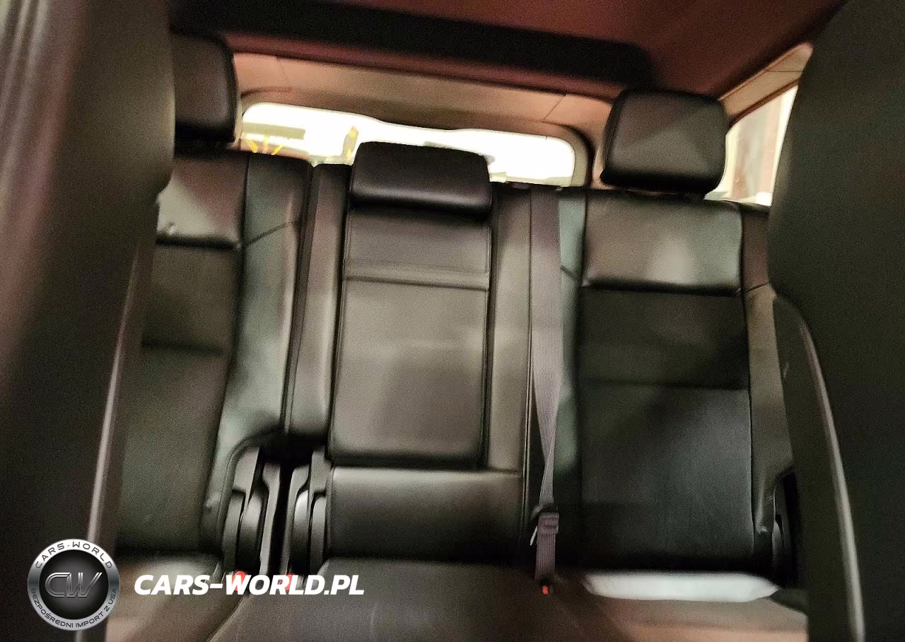 2022 Jeep Grand Cherokee Laredo E VIN:1C4RJFAG6NC140708 - 10