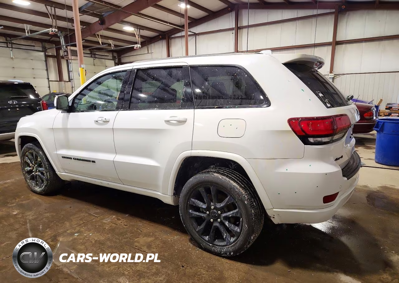 2022 Jeep Grand Cherokee Laredo E VIN:1C4RJFAG6NC140708 - 2