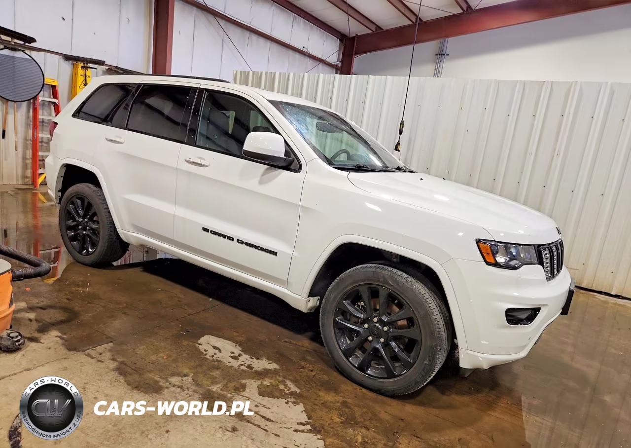 2022 Jeep Grand Cherokee Laredo E VIN:1C4RJFAG6NC140708 - 4