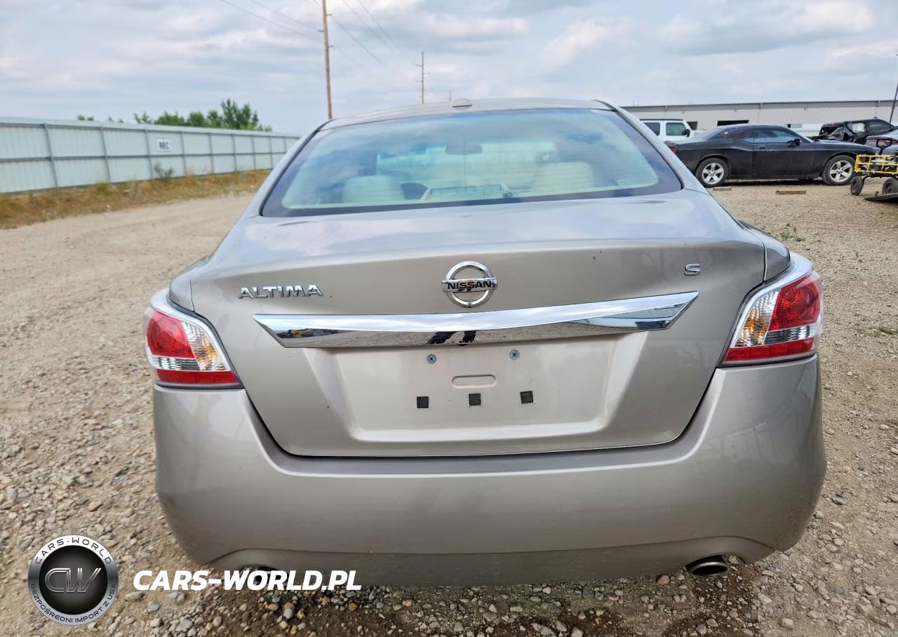 2015 Nissan Altima 2.5 S VIN:1N4AL3APXFC186779 - 6