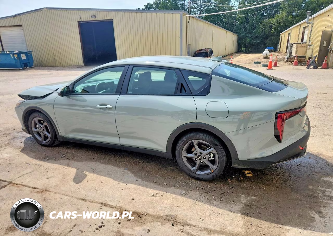 2026 Kia K4 Lxs VIN:3KPFT4DE7TE329594 - 2