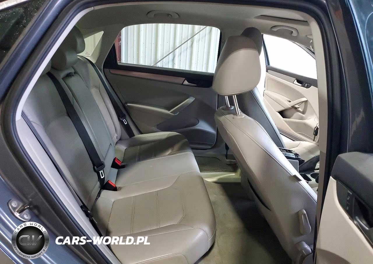 2014 Volkswagen Passat Se VIN:1VWBN7A32EC058805 - 10