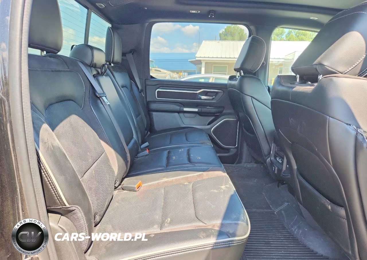 2023 Ram 1500 Laramie VIN:1C6RREJT9PN654535 - 10