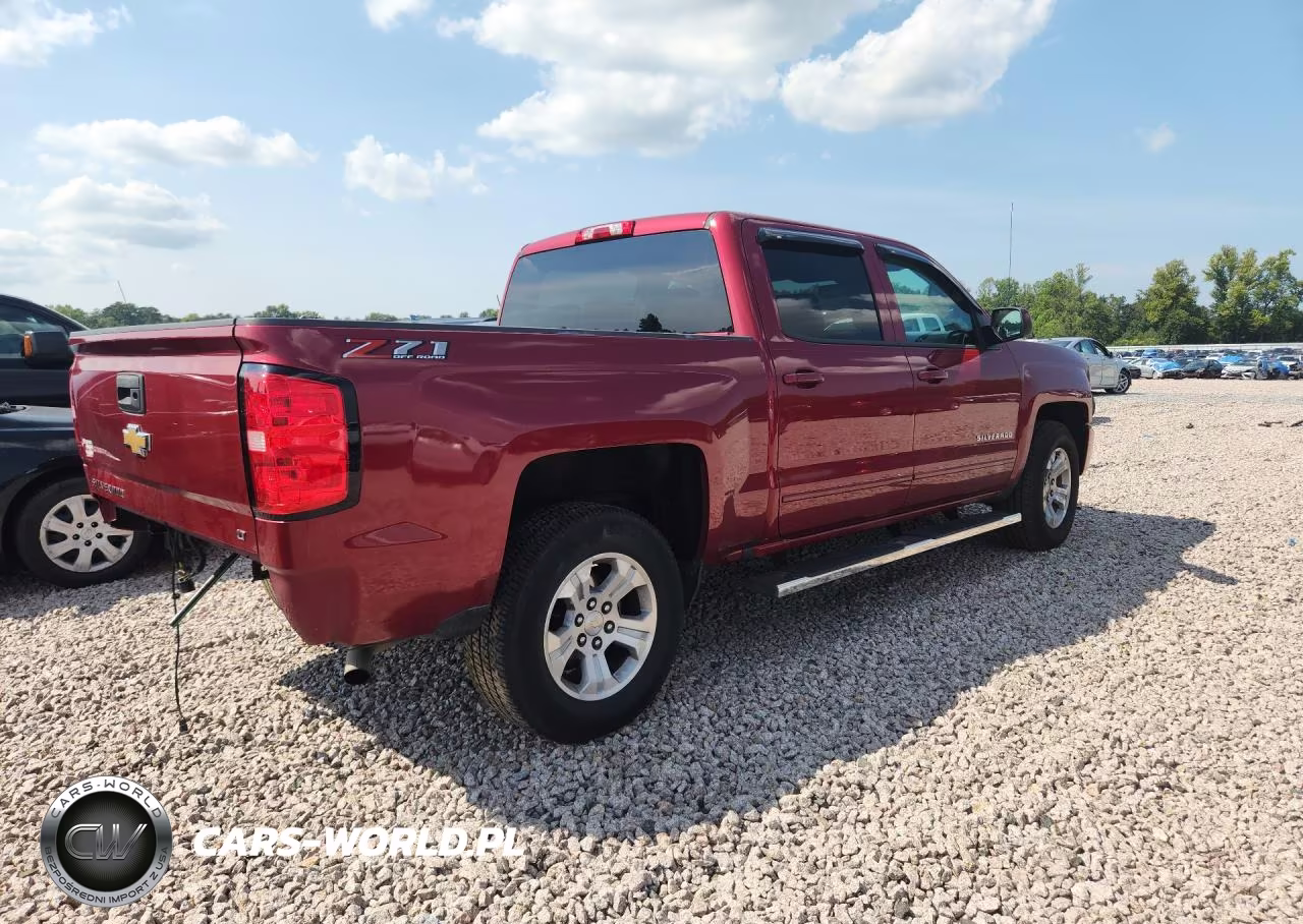 2018 Chevrolet Silverado K1500 Lt VIN:3GCUKRECXJG641222 - 3